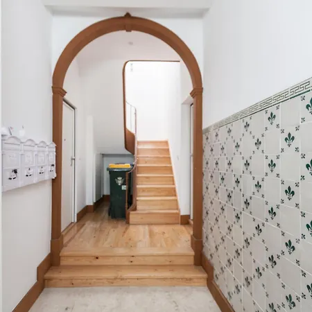 Flh Alcantara Elegant Charm With Balcony Lejlighed Lisboa