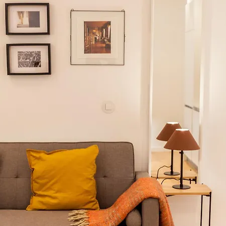 Апартаменты Flh Alcantara Elegant Charm With Balcony *