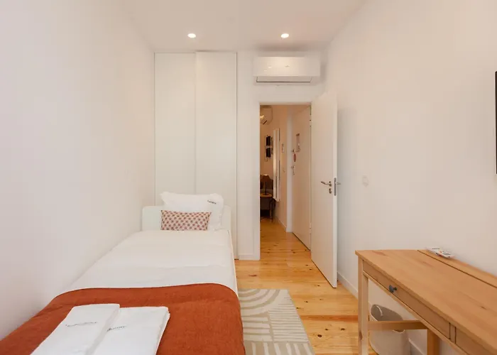 Flh Alcantara Elegant Charm With Balcony * Lisboa